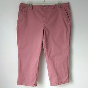 L.L. Bean Favorite Fit Petite Pink Crop Pants